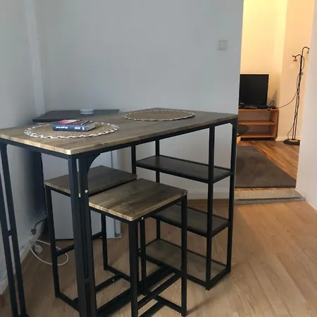 Zentral 1 Bis Zum12 Schlafplaetze Apartment