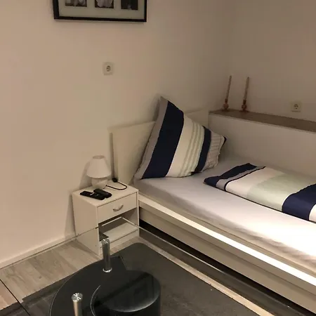 Zentral 1 Bis Zum12 Schlafplaetze Siegen