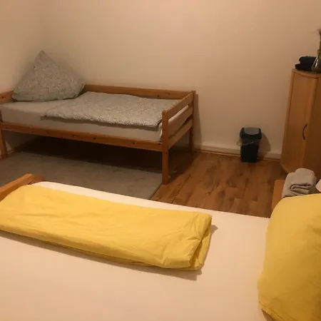 Zentral 1 Bis Zum12 Schlafplaetze Apartment Siegen