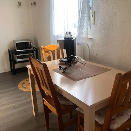 Zentral 1 Bis Zum12 Schlafplaetze Apartment