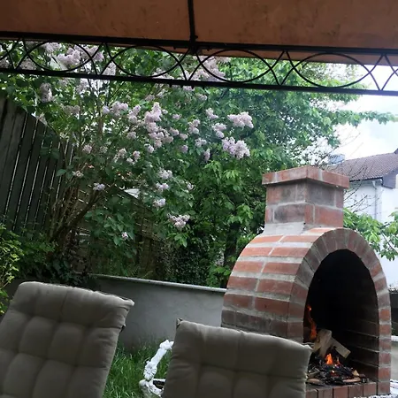 Luxuriose Mit Grillmoeglichkeit In 1 Bis Zum12 Schlafplaetze *